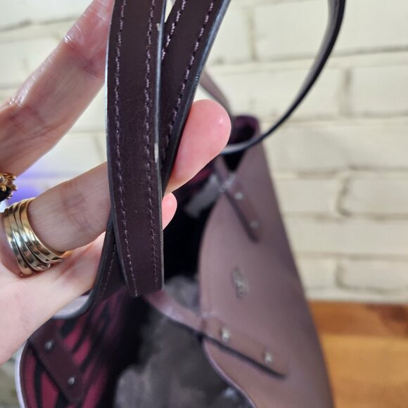 Euc Coach Reversible Burgandy & Tiger Print Tote Bag Purse - Picture 15 of 16